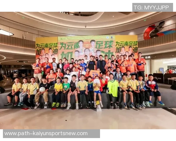 足球明星代言产品的精彩瞬间与品牌合作的视觉盛宴 足球明星代言产品的精彩瞬间与品牌合作的视觉盛宴